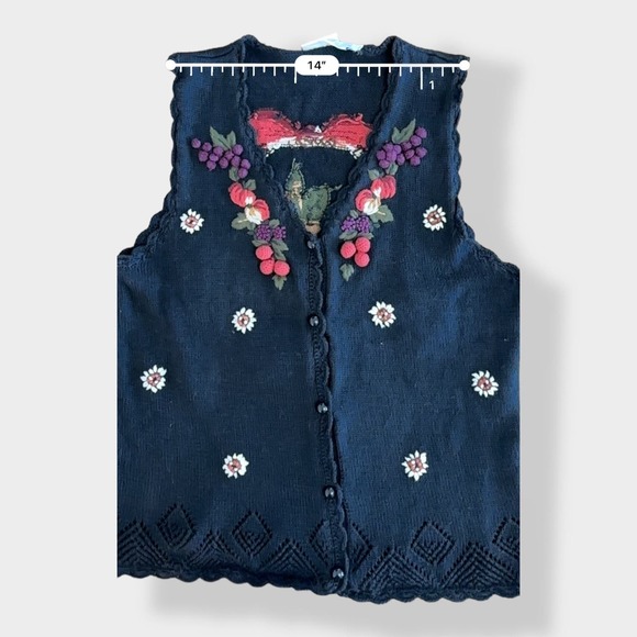 Capacity Vintage 3D Knit Fruit Sweater Vest Cardigan Size M - Picture 6 of 8